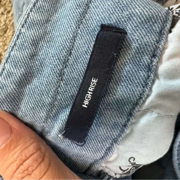 Calvin Klein High Rise Paperbag-Waist Jean Shorts - Picture 6 of 10